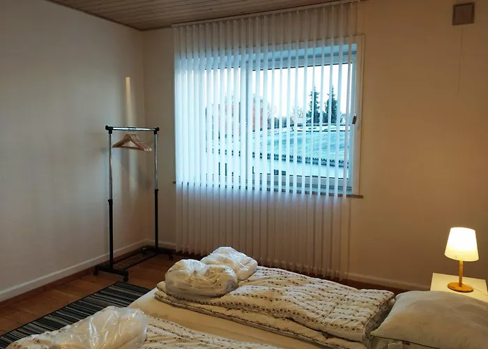 Strandby Kirkevej 270 1 Th * Esbjerg